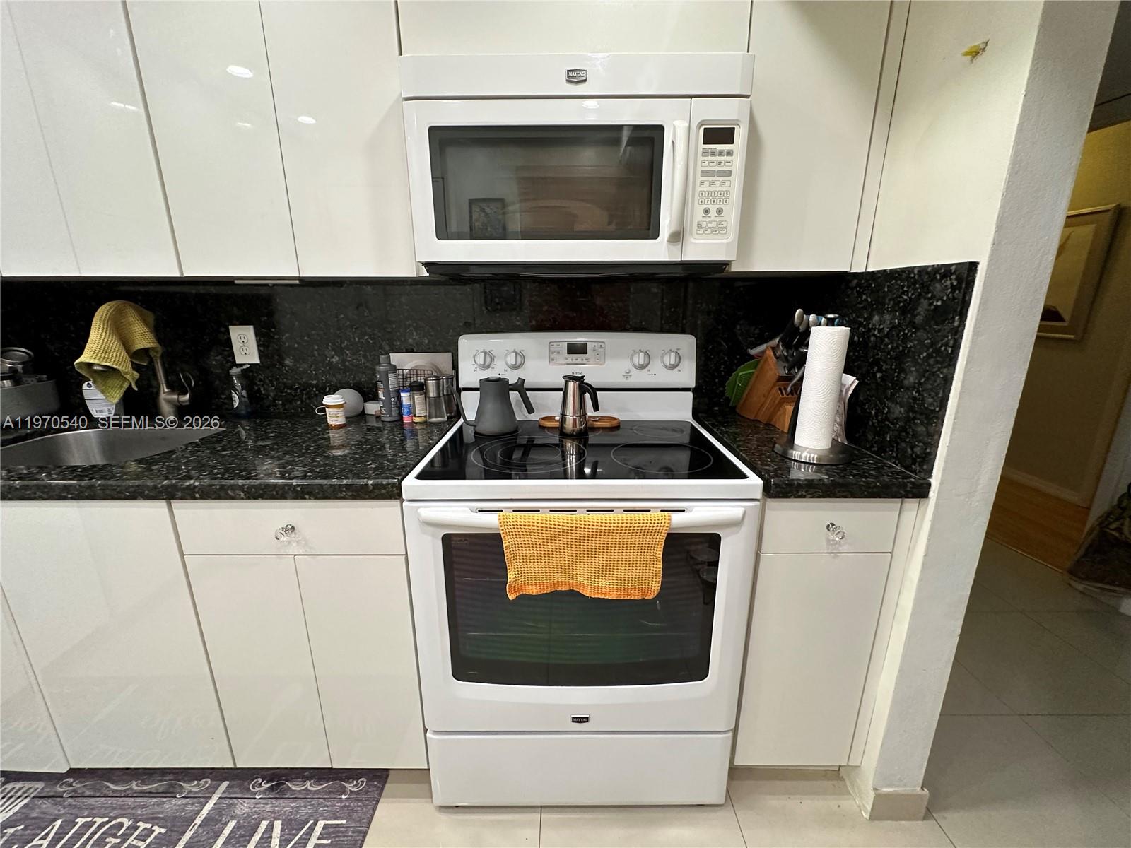 1351 NE 191st St # E107