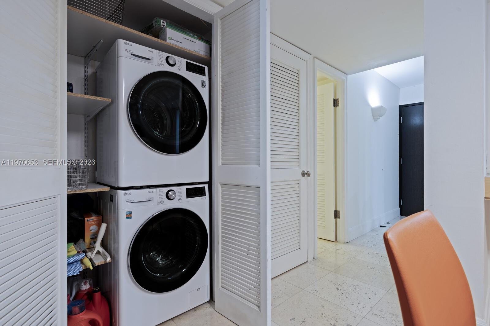 2901 S Bayshore Dr # 2H