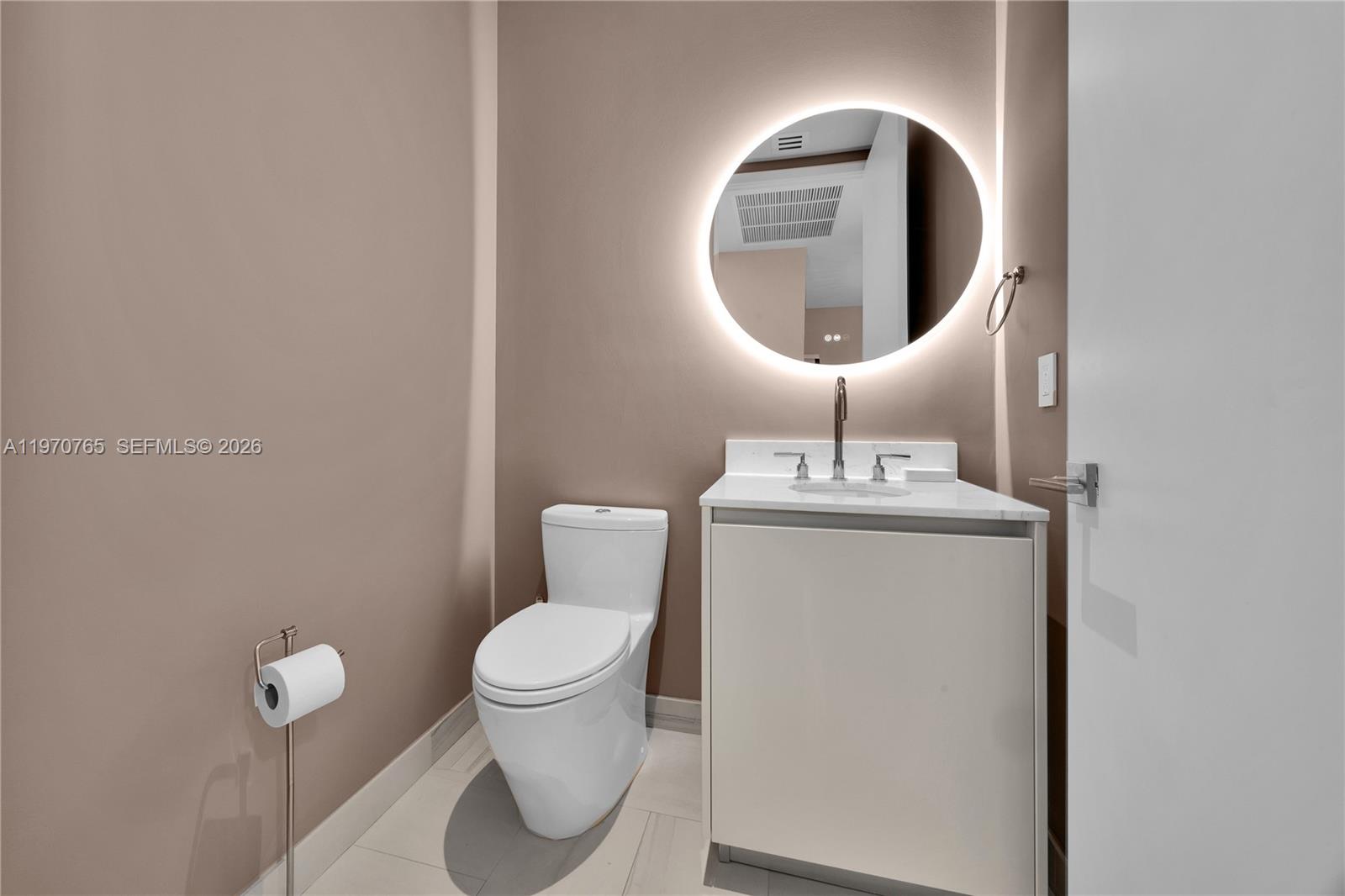 2831 S Bayshore Dr # 2201