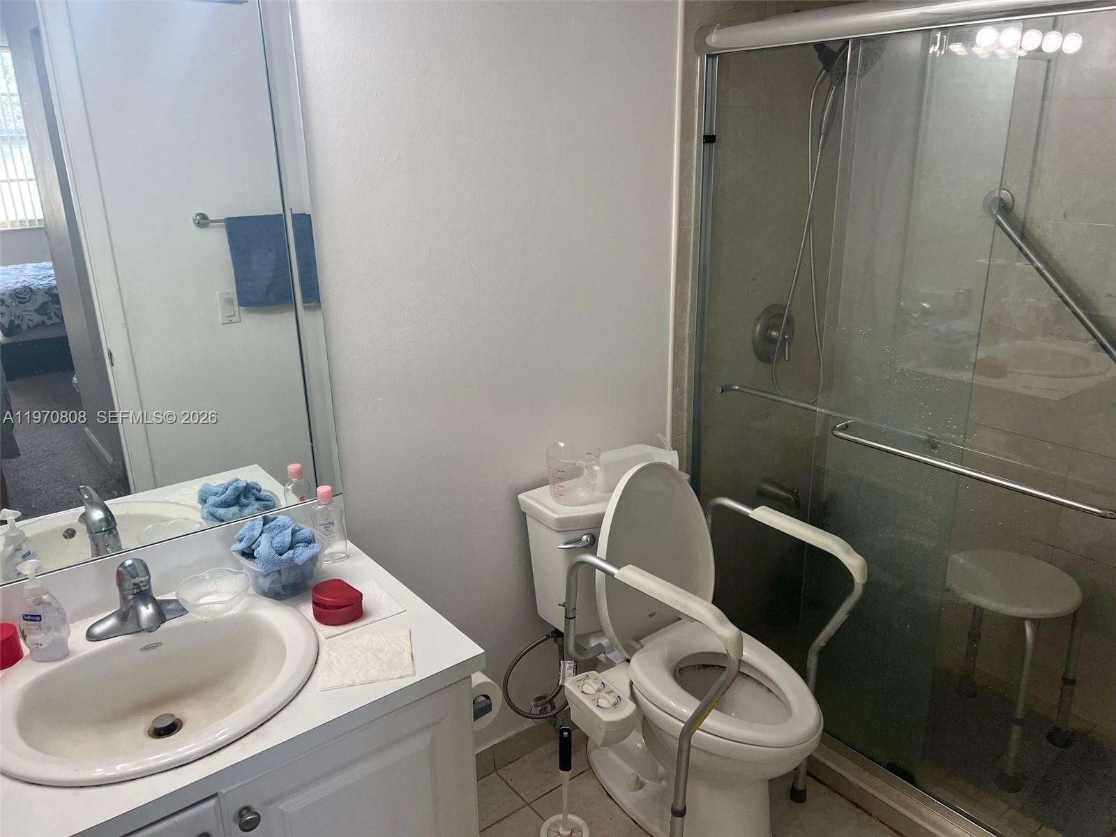 13120 SW 92nd Ave # 120 Unit: B-120