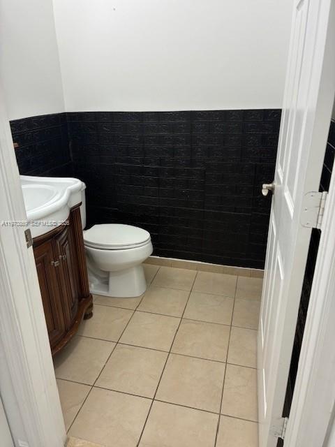 8848 NW 101st Pl Unit: -