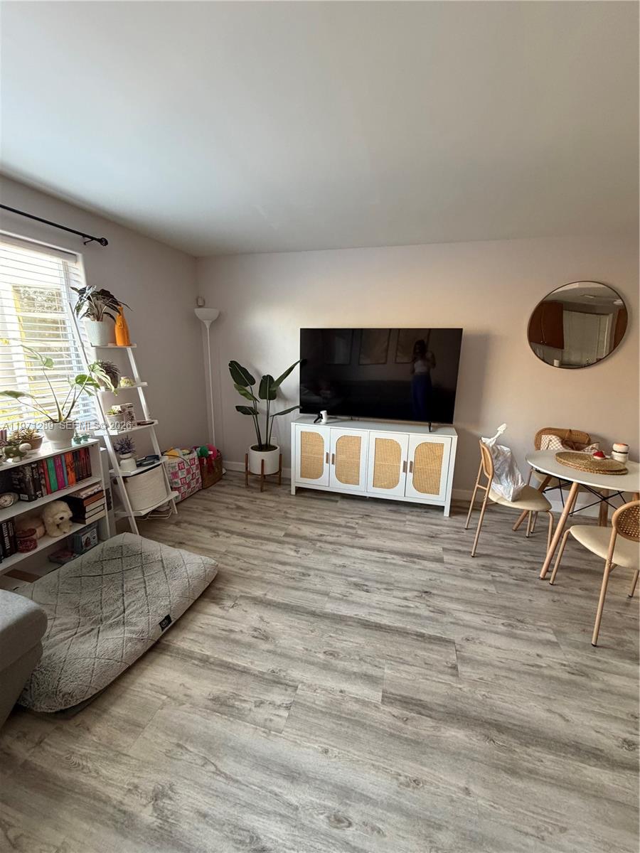 3101 SW 27th Ave # 304