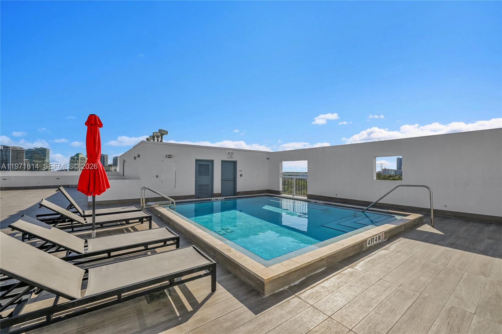 2740 SW 28th Ter # 202