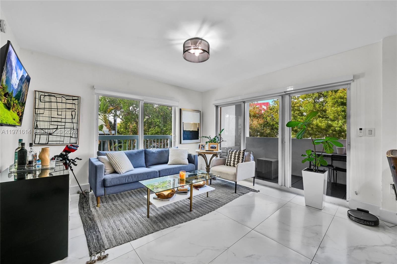 2740 SW 28th Ter # 202