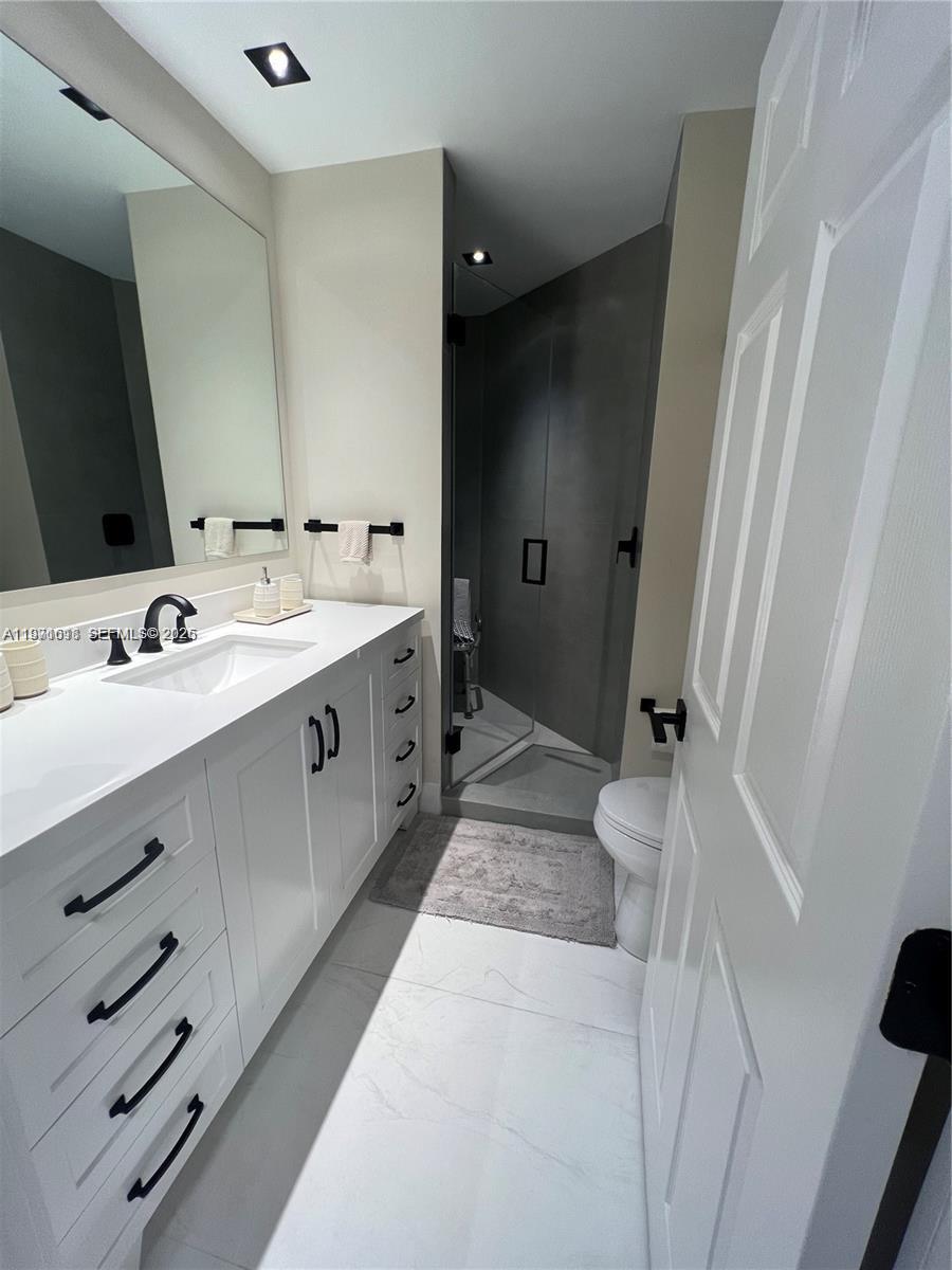 3900 Island Blvd # B308