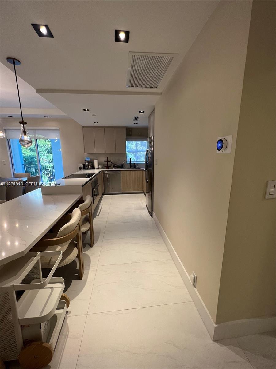 3900 Island Blvd # B308