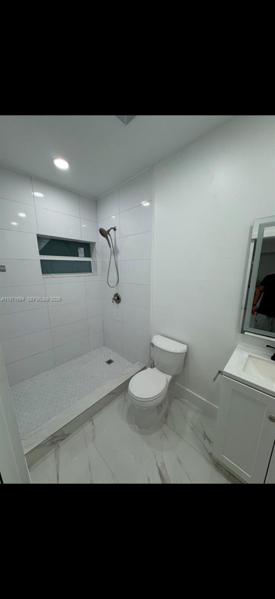 12501 SW 84th Ave Rd Unit: -