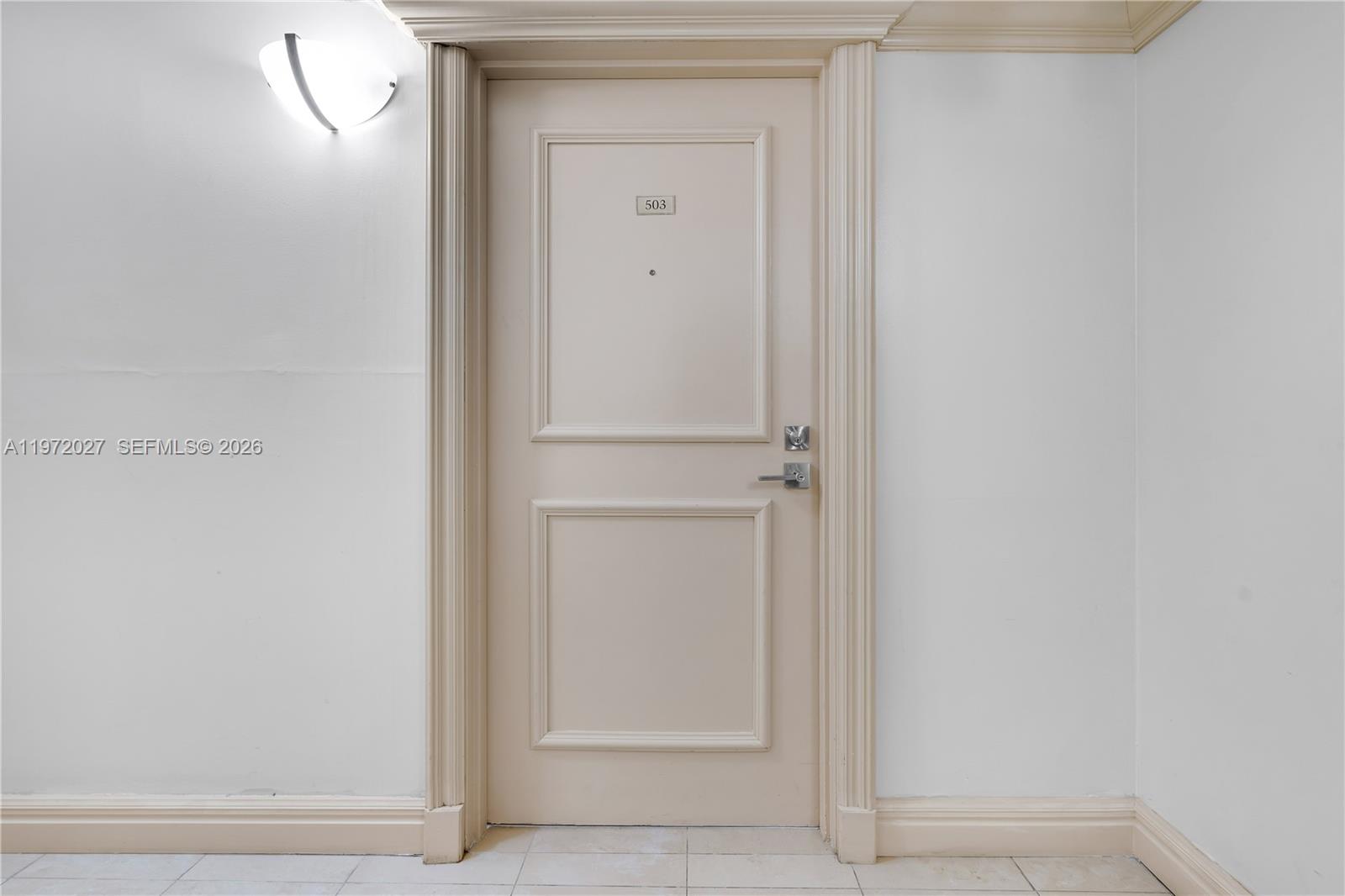 2457 Collins Ave # 503