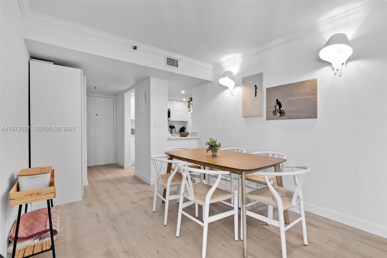 2457 Collins Ave # 503