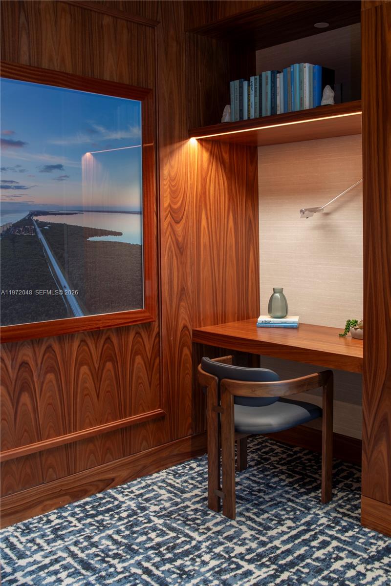 2655 S Bayshore Dr # 1007