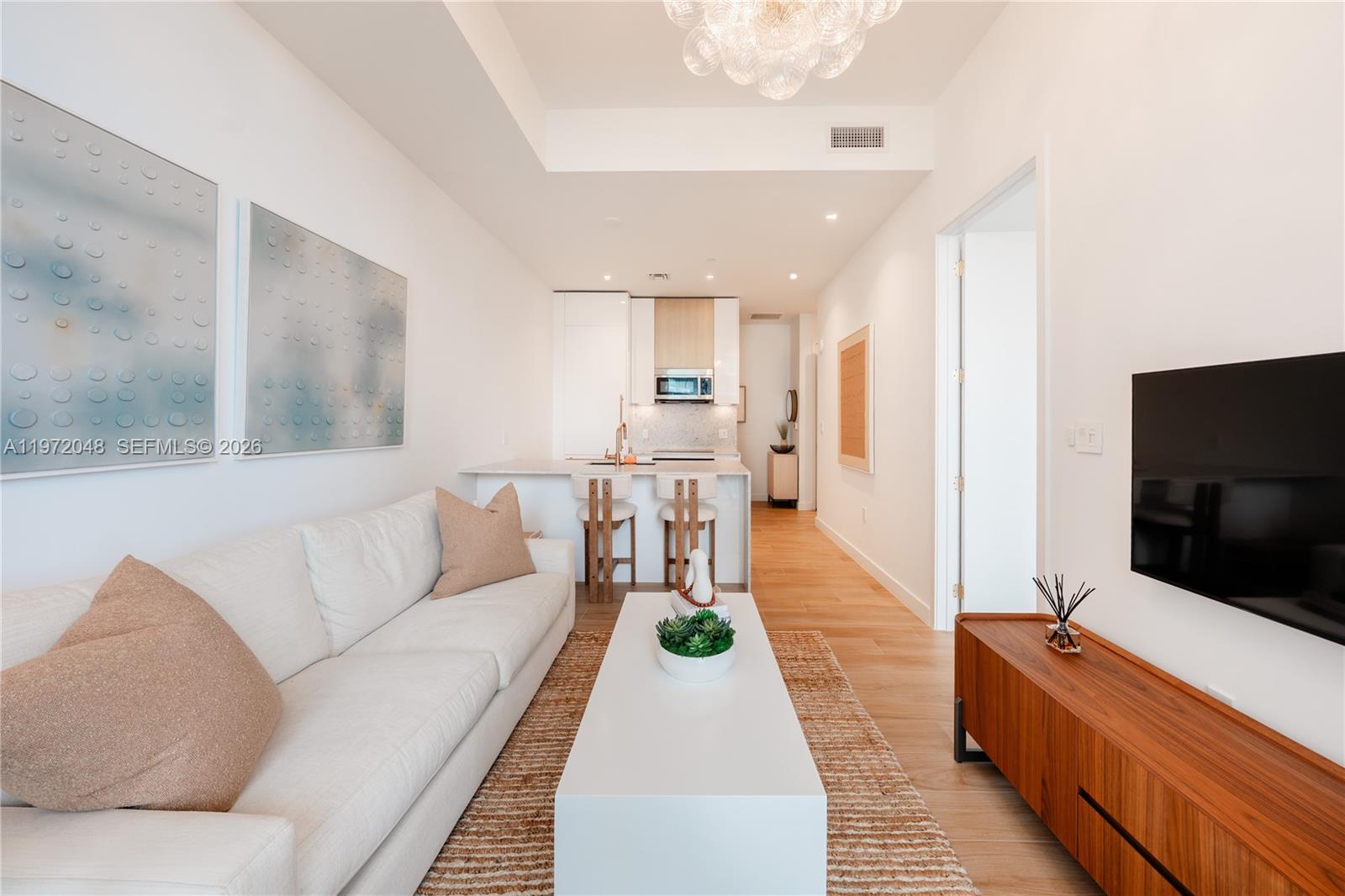 2655 S Bayshore Dr # 1007