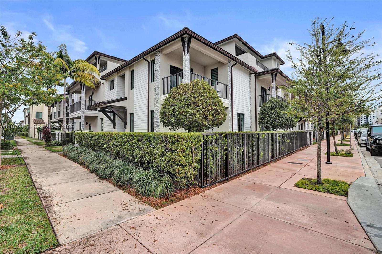 4771 NW 84th Ave