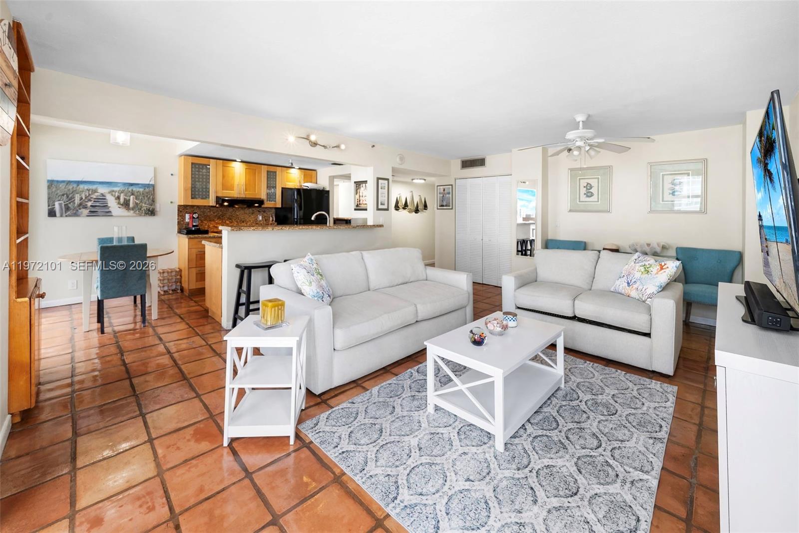 2555 Collins Ave # 1414