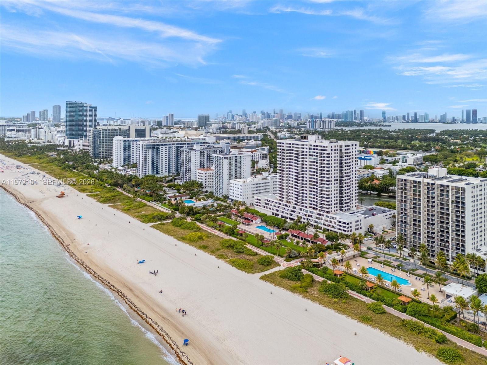 2555 Collins Ave # 1414