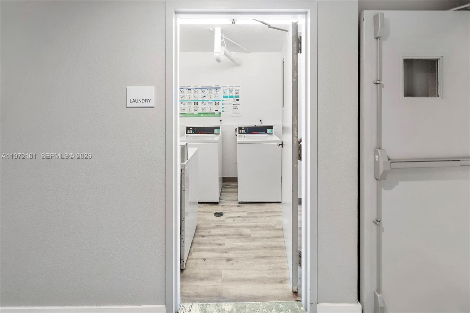 2555 Collins Ave # 1414