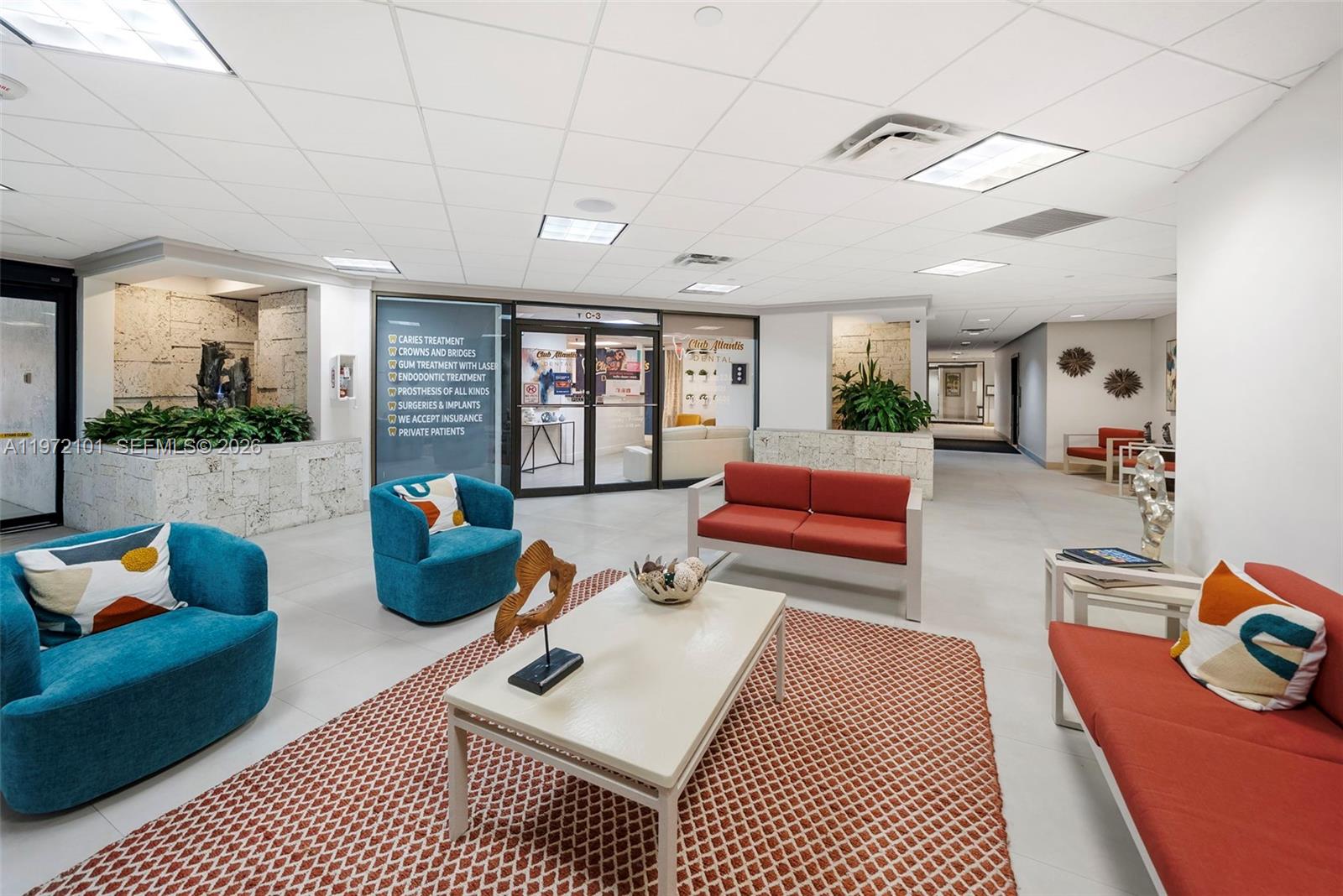 2555 Collins Ave # 1414