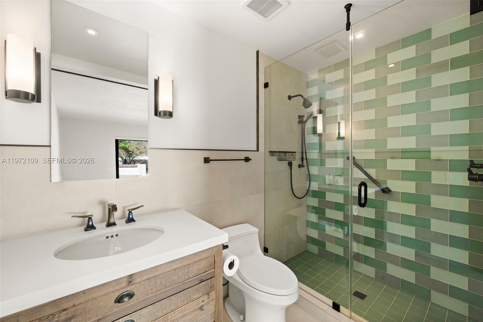 9002 SW 62nd Ter # D Unit: 7-D