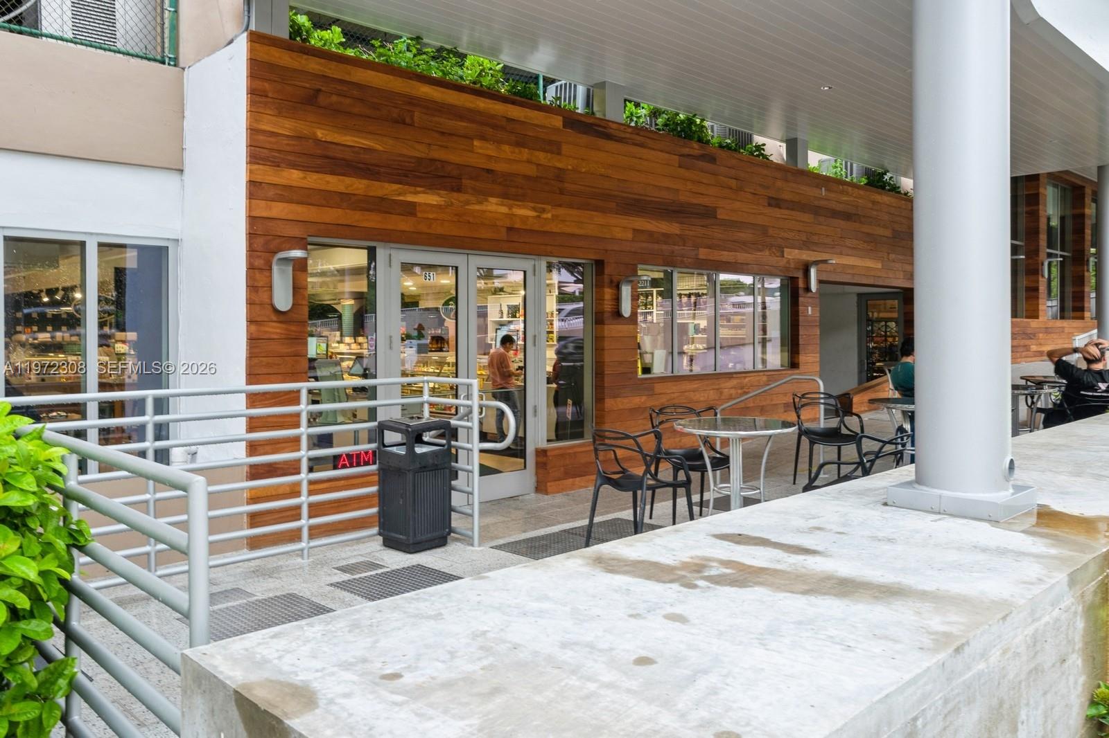 540 Brickell Key Dr # 504