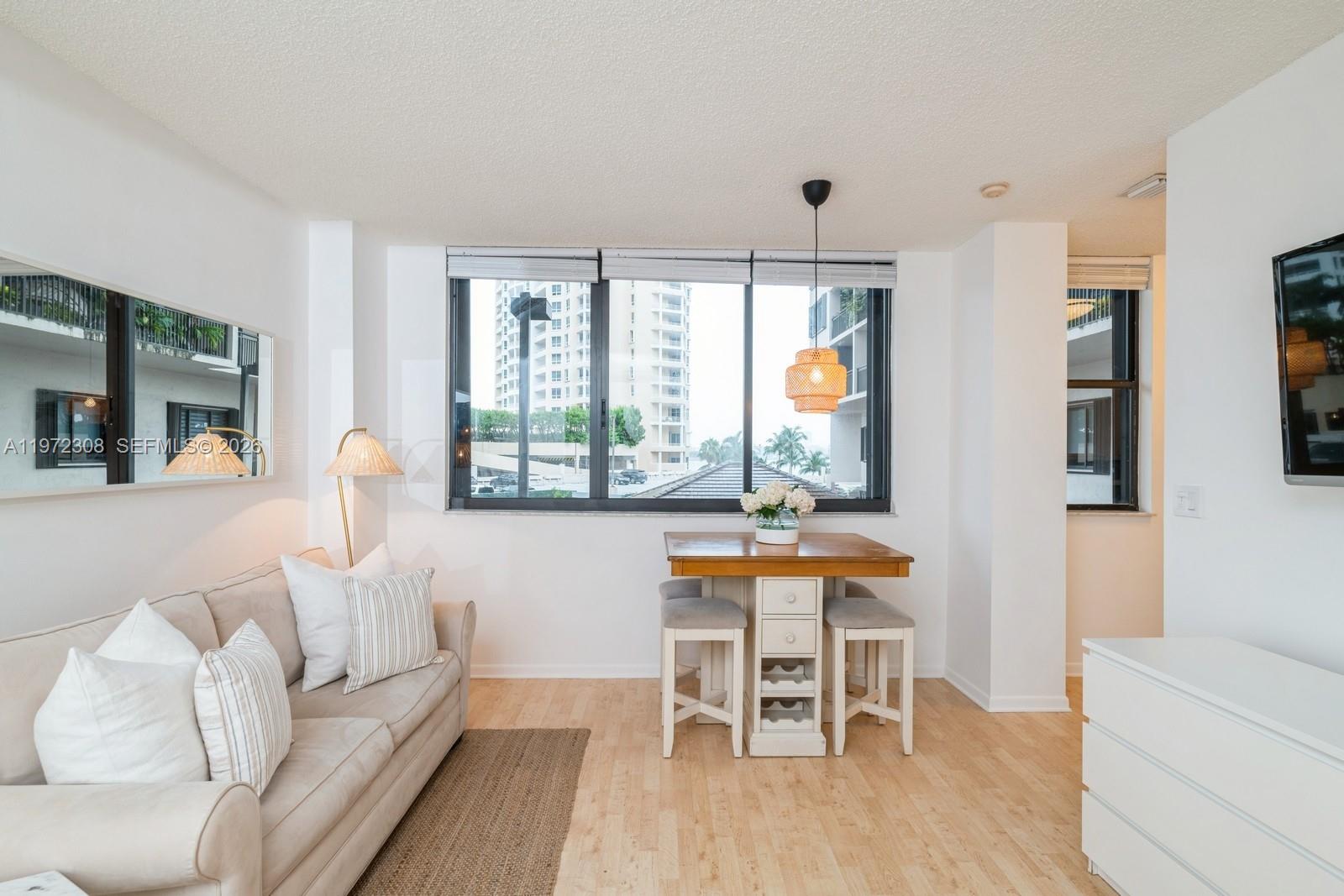 540 Brickell Key Dr # 504