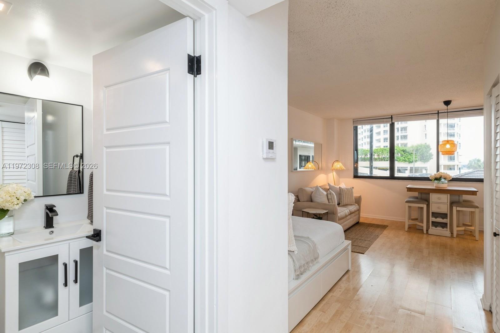 540 Brickell Key Dr # 504