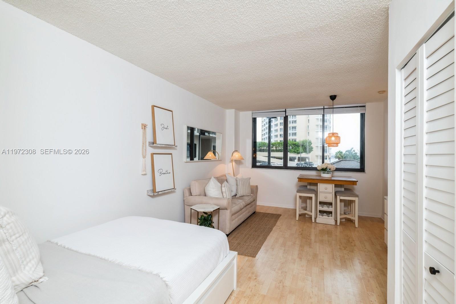 540 Brickell Key Dr # 504