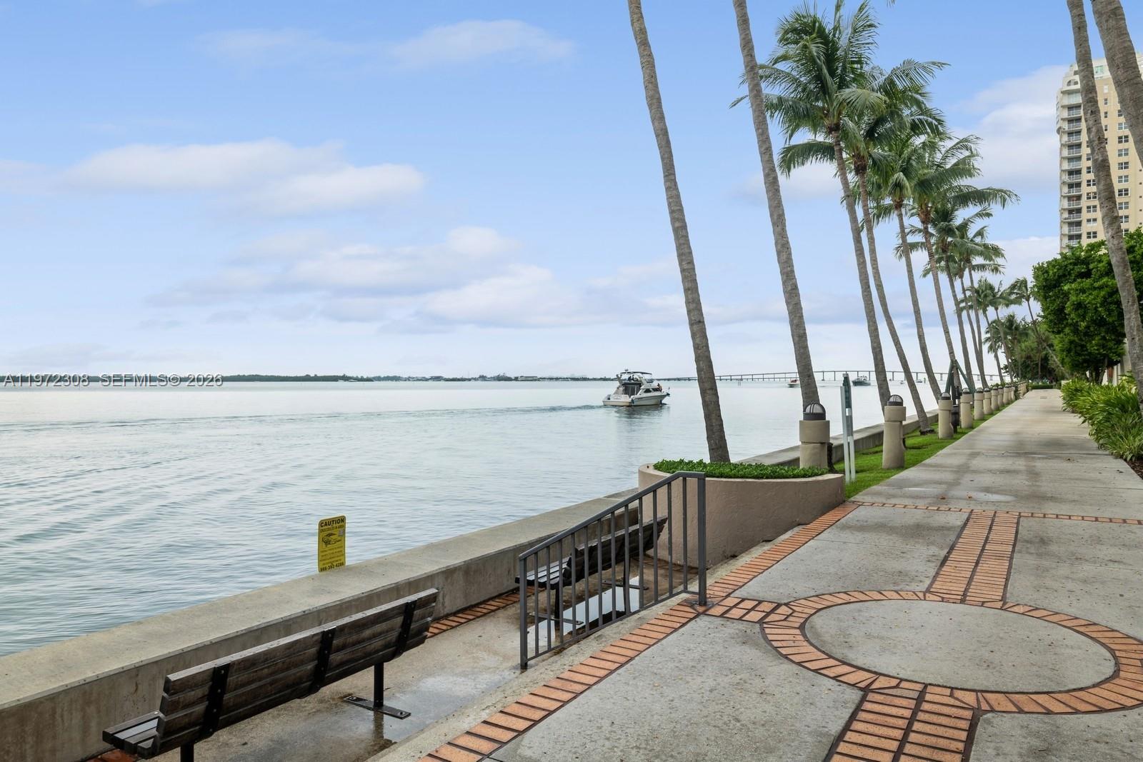 540 Brickell Key Dr # 504