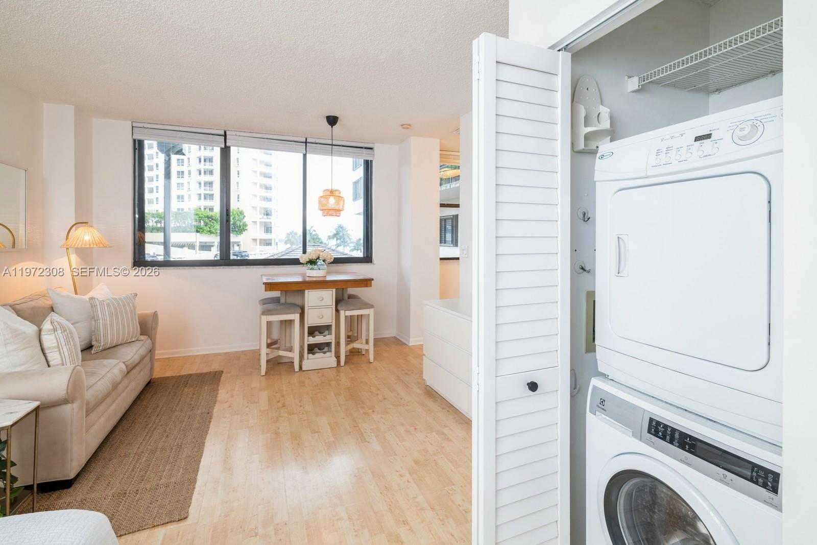 540 Brickell Key Dr # 504