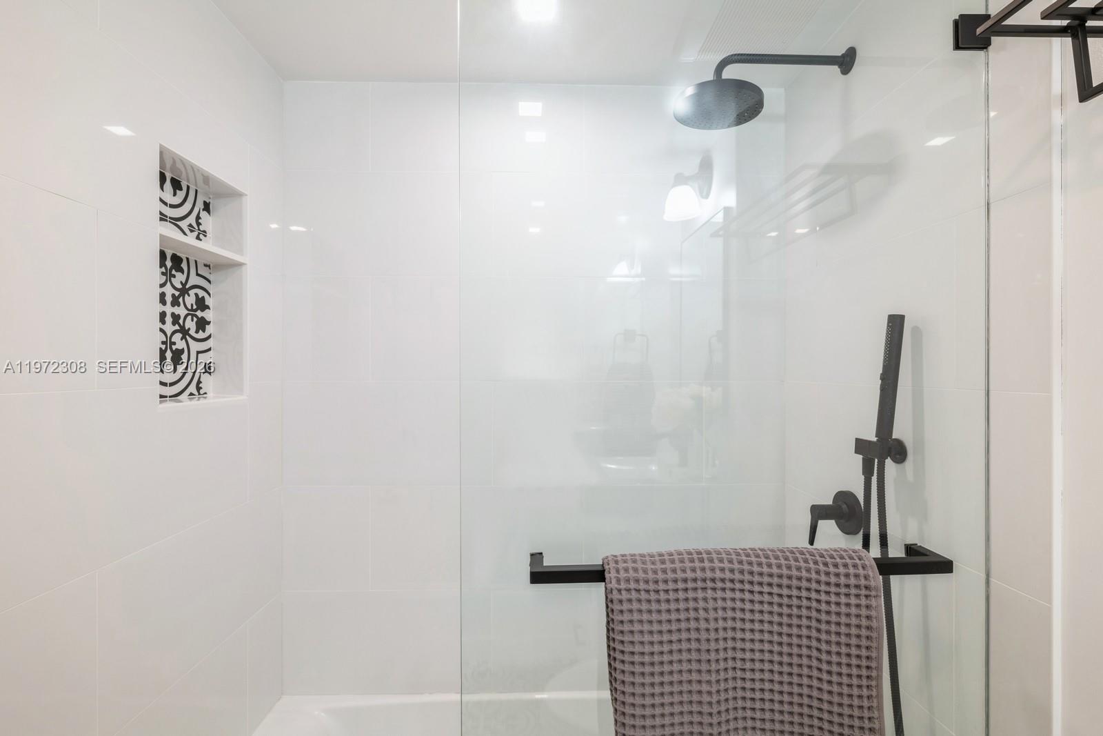 540 Brickell Key Dr # 504