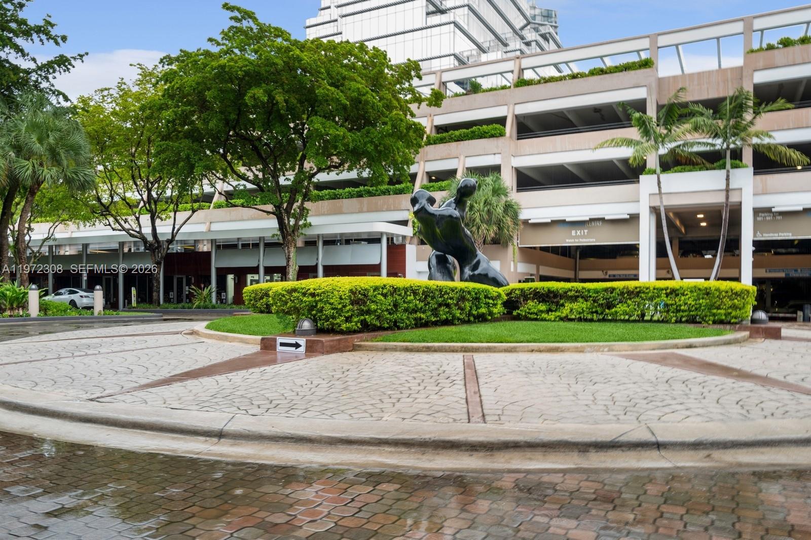 540 Brickell Key Dr # 504