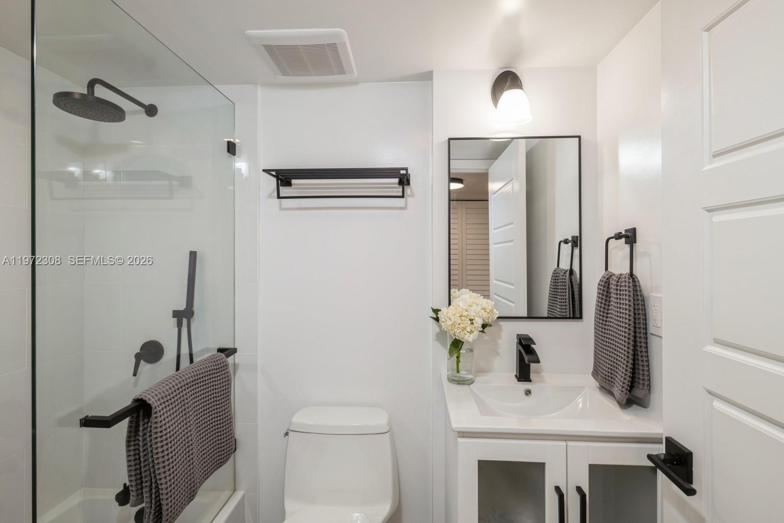 540 Brickell Key Dr # 504