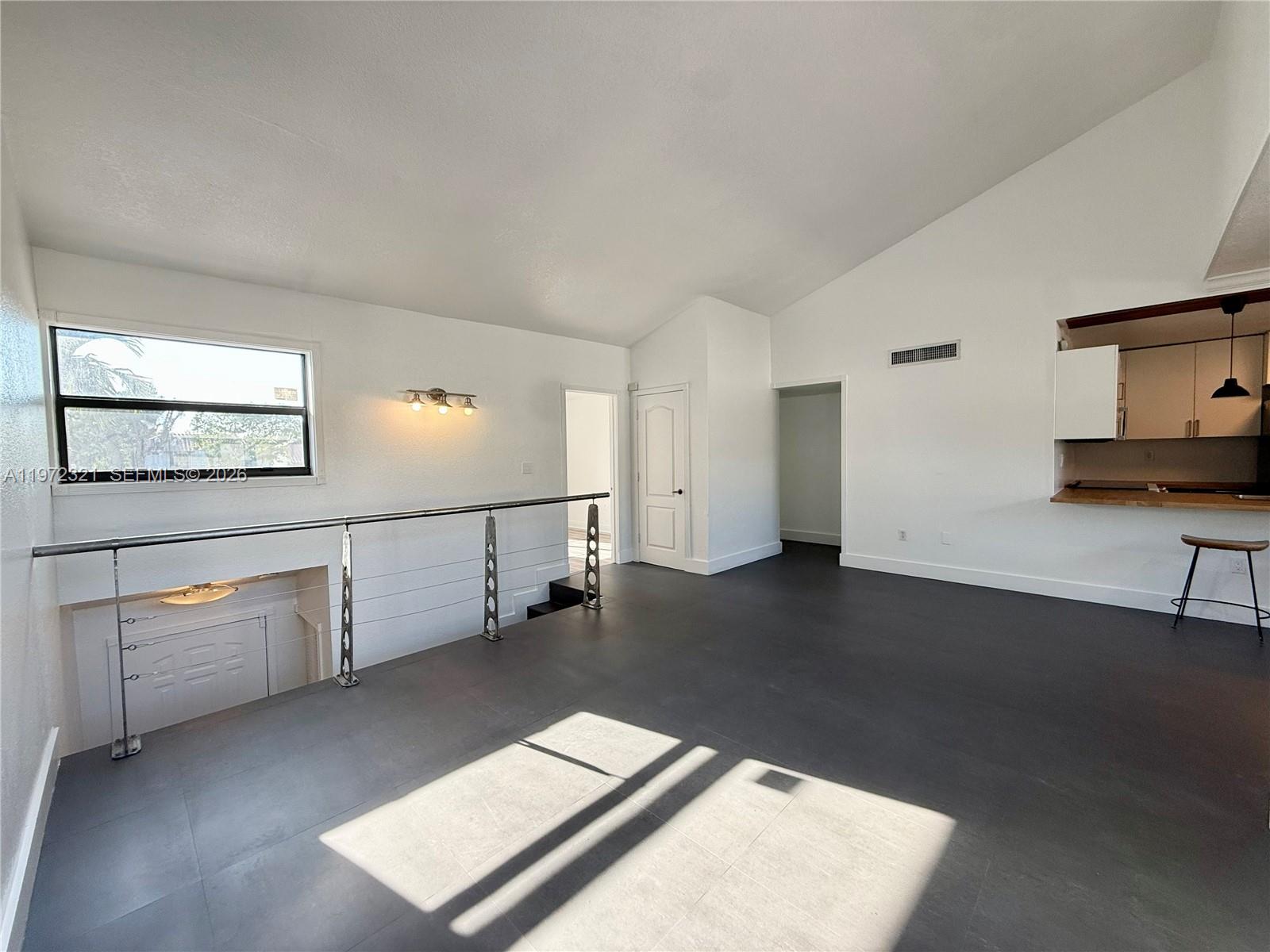 10231 Fontainebleau Blvd # 203