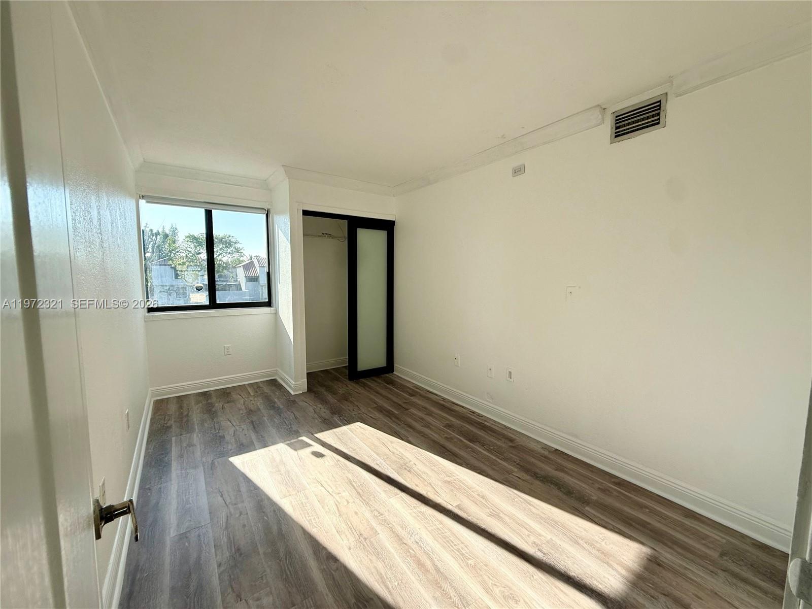 10231 Fontainebleau Blvd # 203