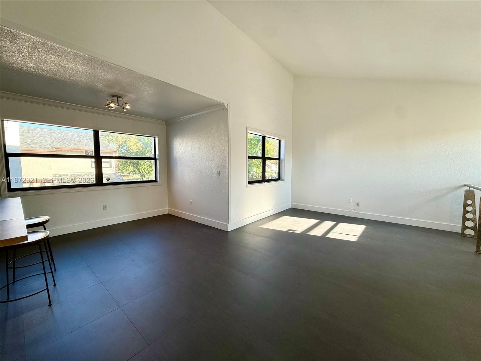 10231 Fontainebleau Blvd # 203