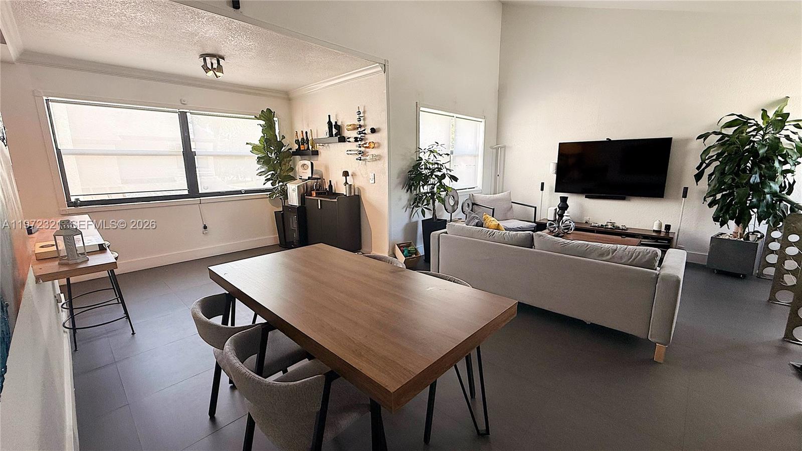 10231 Fontainebleau Blvd # 203