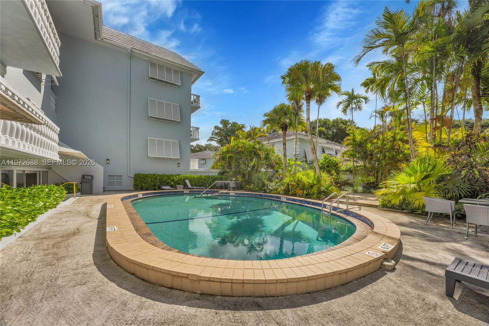 1150 Madruga Ave # B301