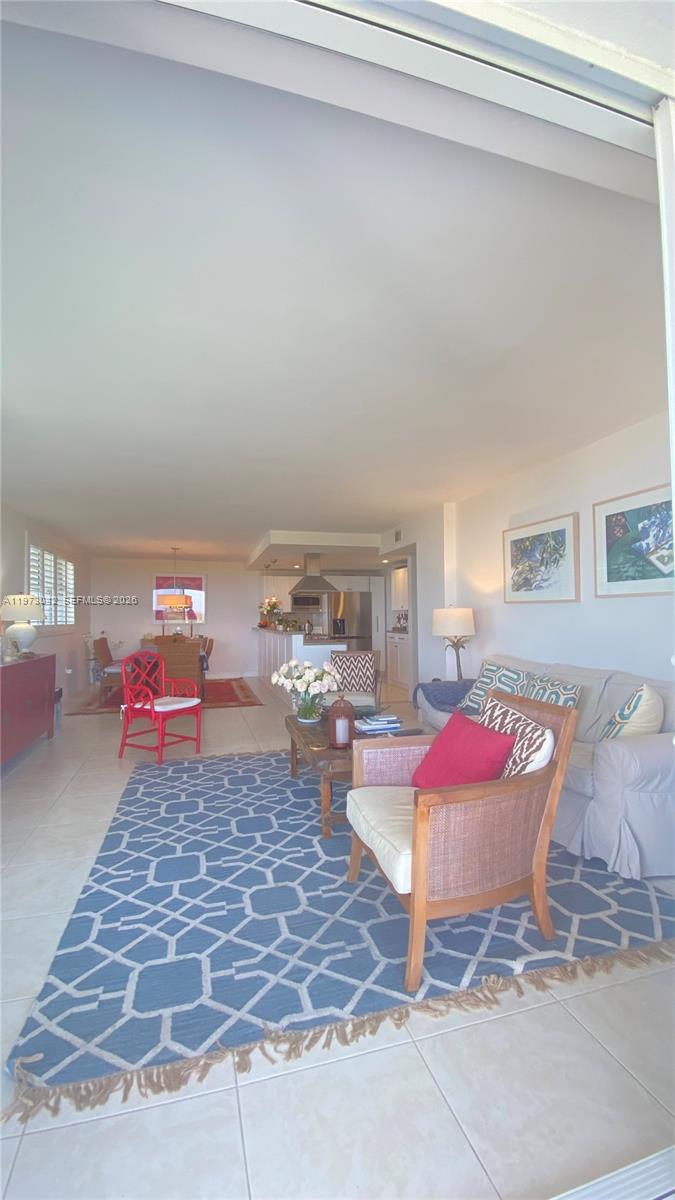 177 Ocean Lane Dr # 1008