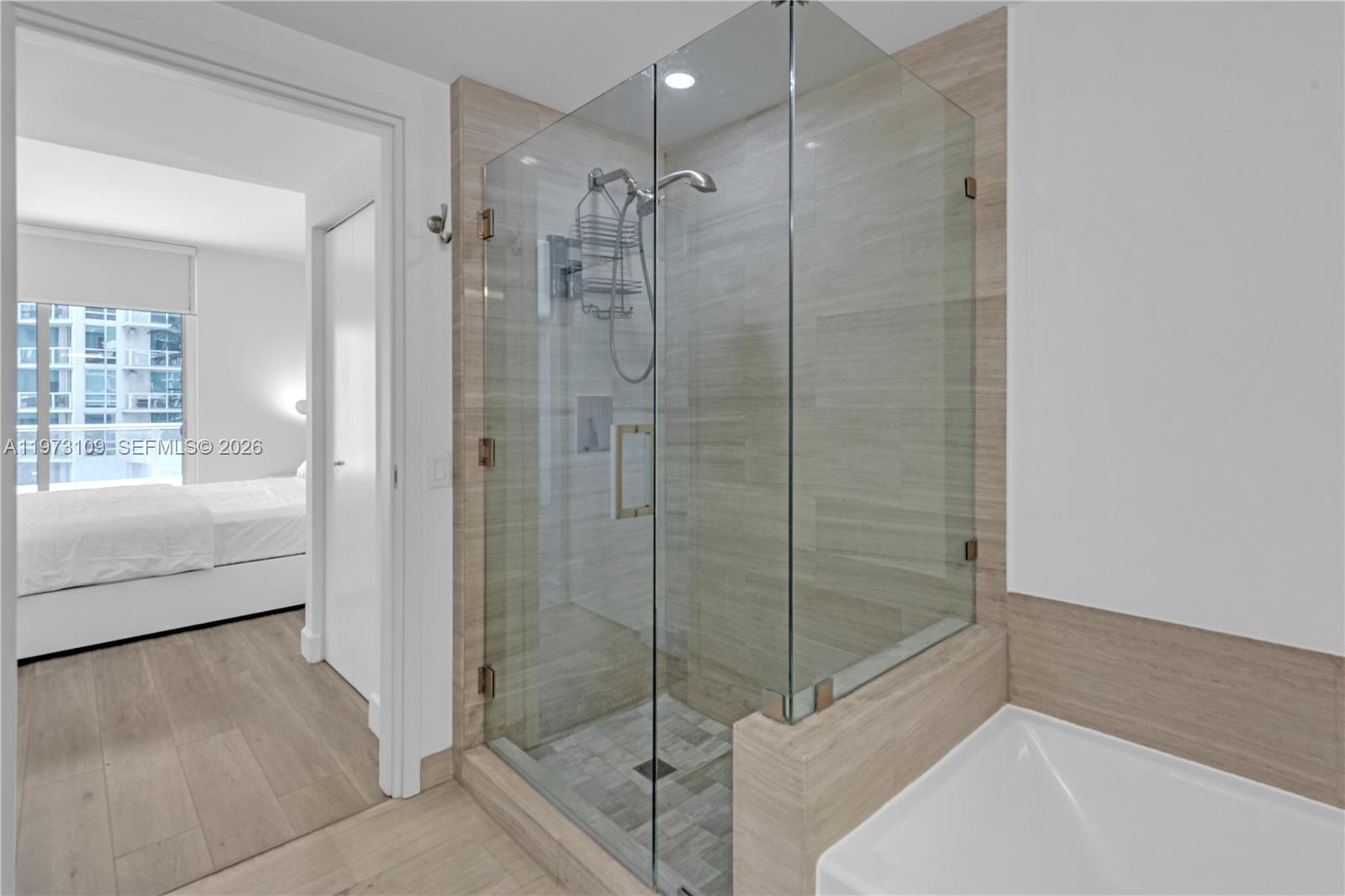 1300 Brickell Bay Dr # 903