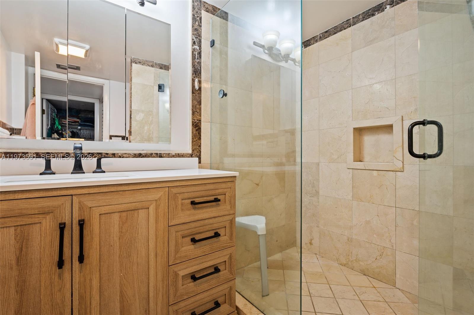 2555 Collins Ave # 1002