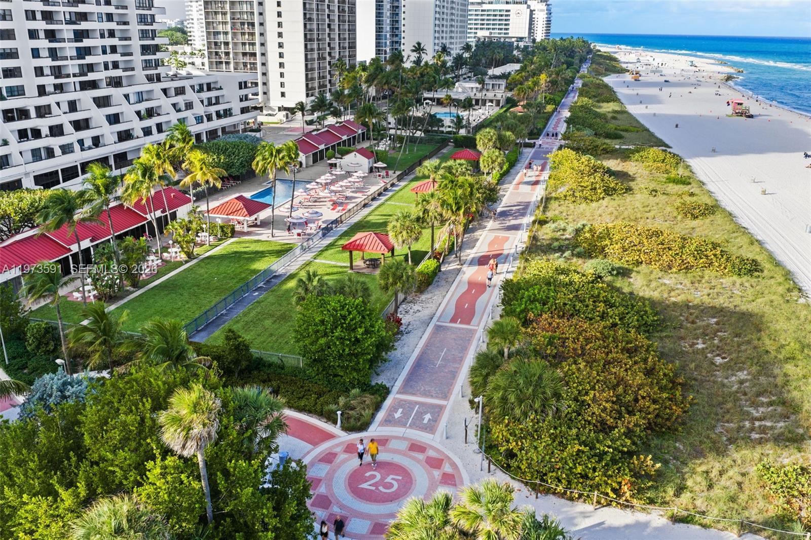 2555 Collins Ave # 1002