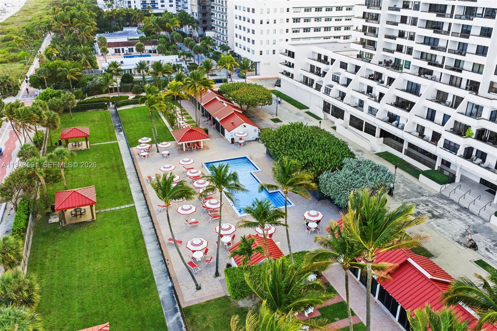 2555 Collins Ave # 1002