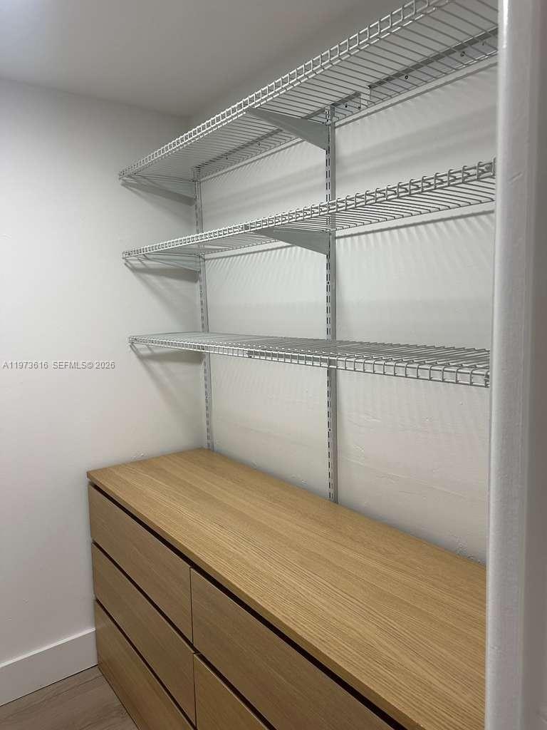 210 Sea View Dr # 410