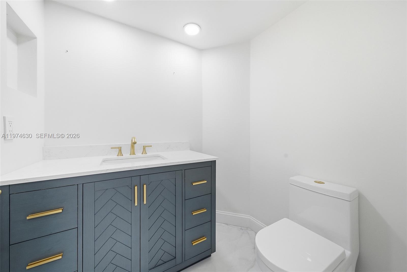 3785 NE 209th Ter