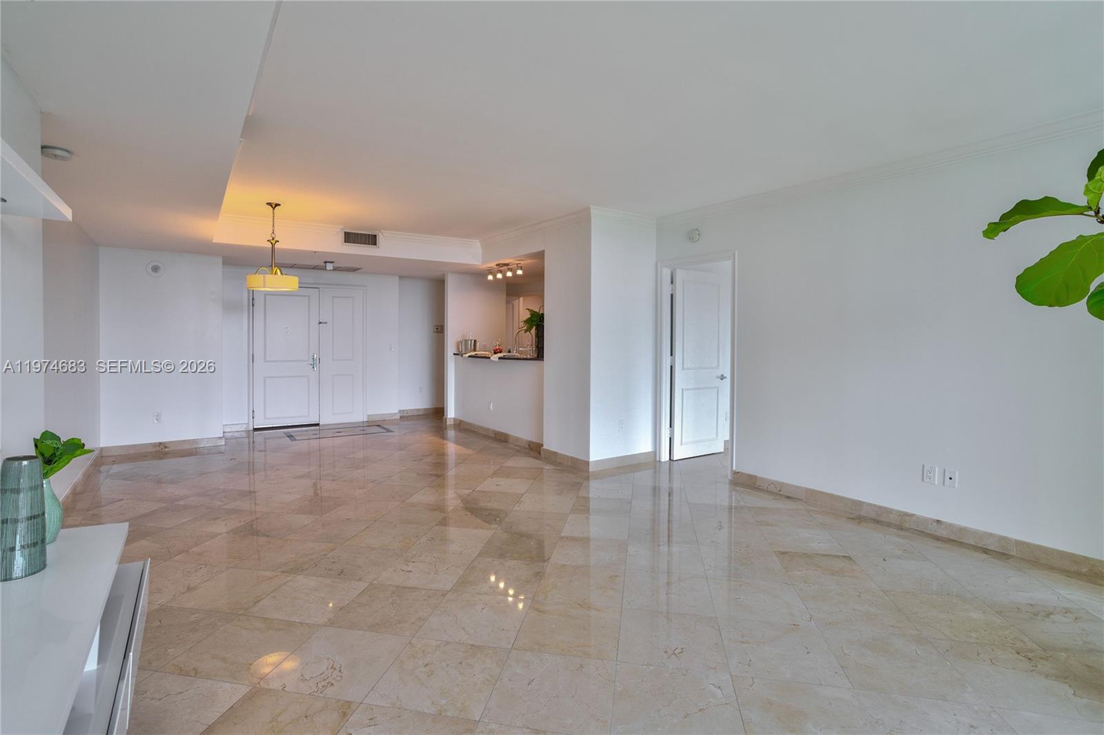 3400 SW 27th Ave # 906
