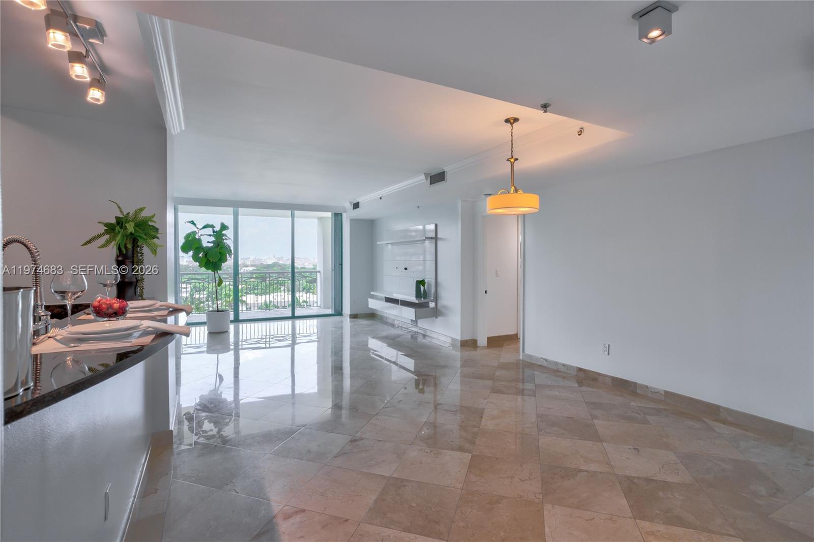3400 SW 27th Ave # 906