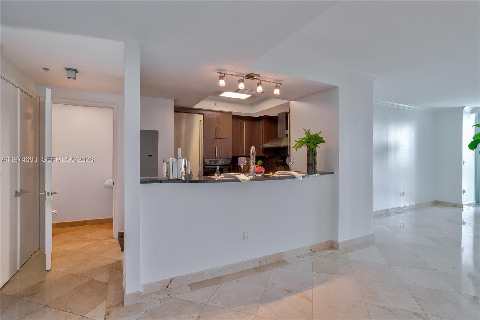 3400 SW 27th Ave # 906
