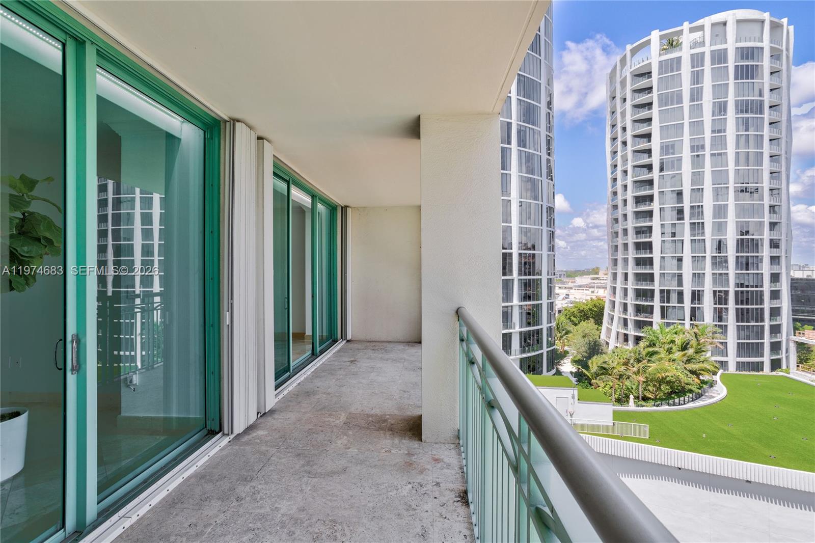 3400 SW 27th Ave # 906
