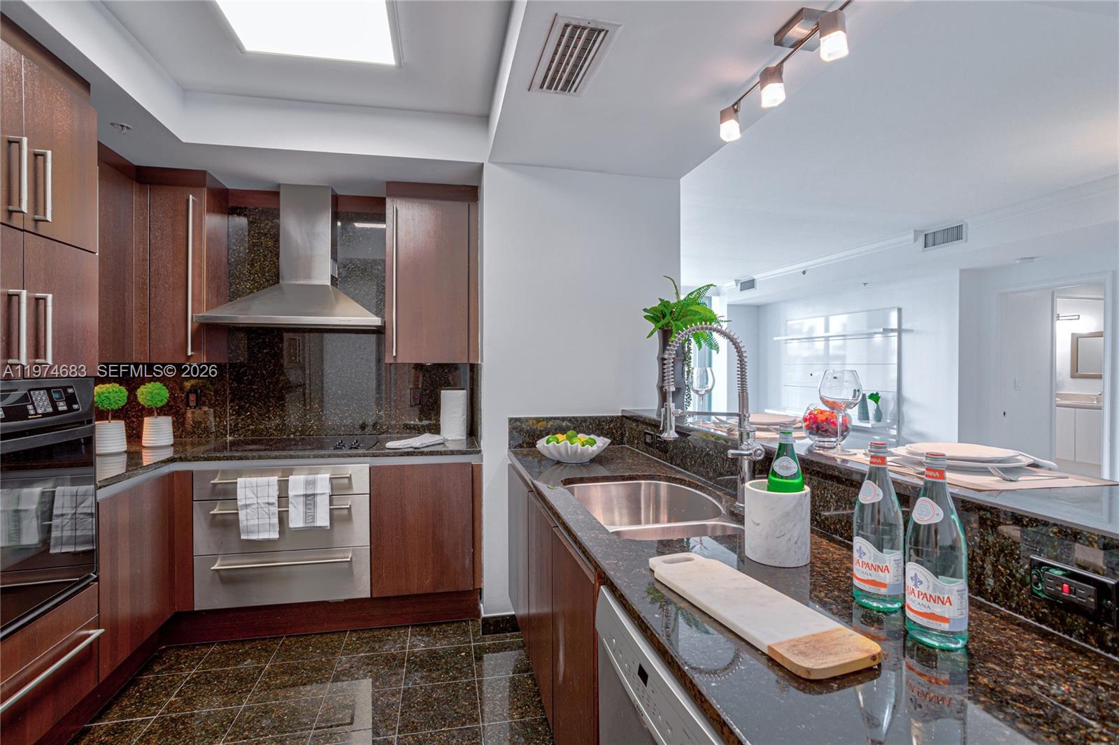 3400 SW 27th Ave # 906