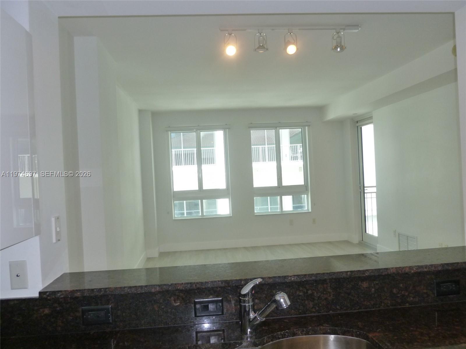 7350 SW 89th St # 807S