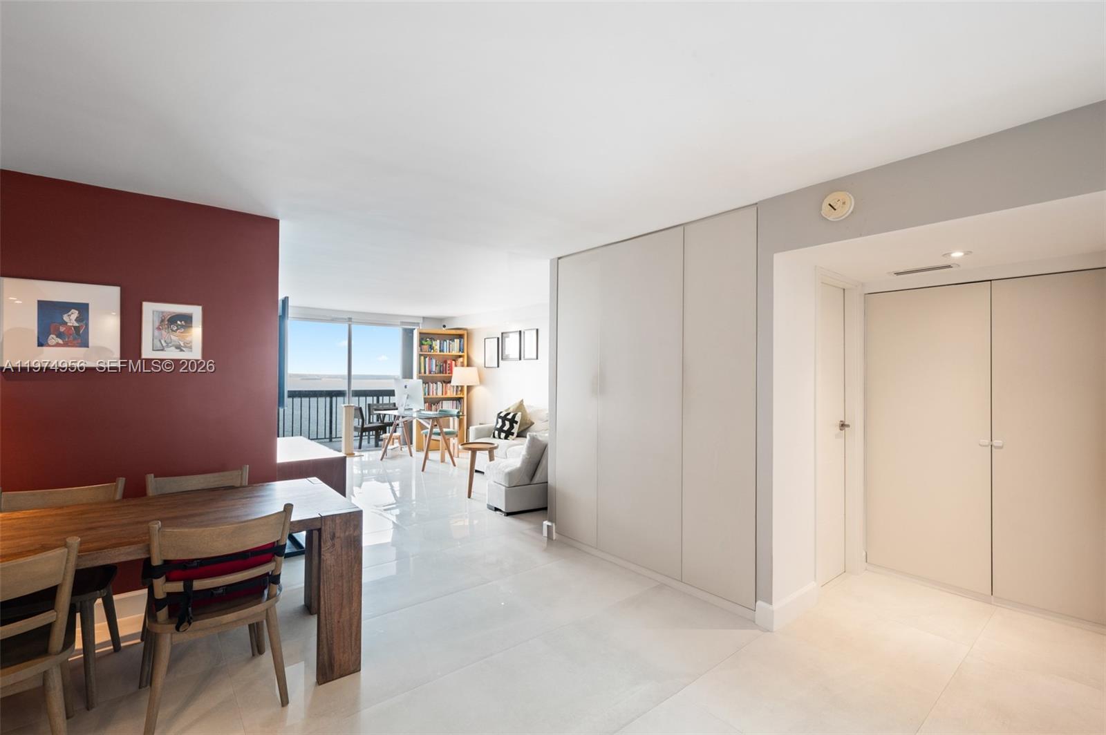 2333 Brickell Ave # 1909