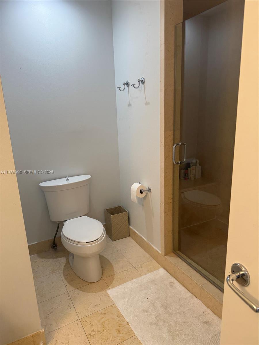 20000 E Country Club Dr Unit: PH09